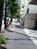 建物前の歩道