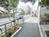 玄関前の歩道
