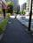 建物前の歩道