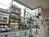 商店街前の信号が見えます。