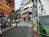 駅も近く、人通りが多いです