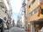 沢山の店舗が建ち並びます