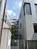隣の建物との間は余裕があります