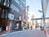 馬喰横山駅の出入り口に隣接します