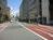 前面道路　新橋方面です