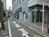 側面が路地に面しています
