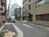 人通りも車通りも多くなく落ち着いています