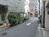 車通りがほとんど無い道路に面しています
