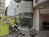 エントランスから１階店舗方面