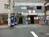 入口に自動販売機があります