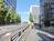 幅の広い道路です