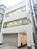 清潔感のある色合いの建物です