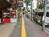前面の歩道です