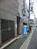 路地に面しています