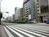 大きな横断歩道が目の前にあります