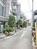 隣接する路地