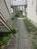 建物の間をぬって通路が敷かれています