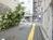 玄関前の通り