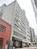 隣接する建物は1面のみです