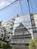 天気の良い日は景色が映り込みます