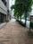 建物前の歩道（銀座方面）