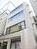 玄関前から見上げた外壁